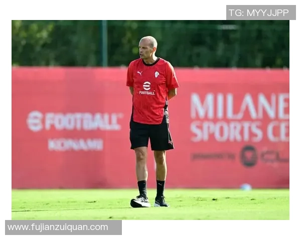 意甲今日焦点:阿莱格里与齐沃的智慧较量米兰德比引发全球球迷热议 意甲今日焦点:阿莱格里与齐沃的智慧较量米兰德比引发全球球迷热议